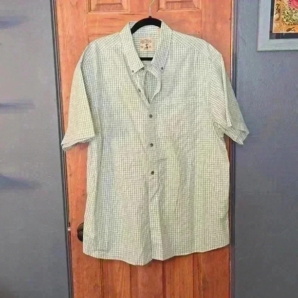 Green and White Button Down - Picture 2 of 7